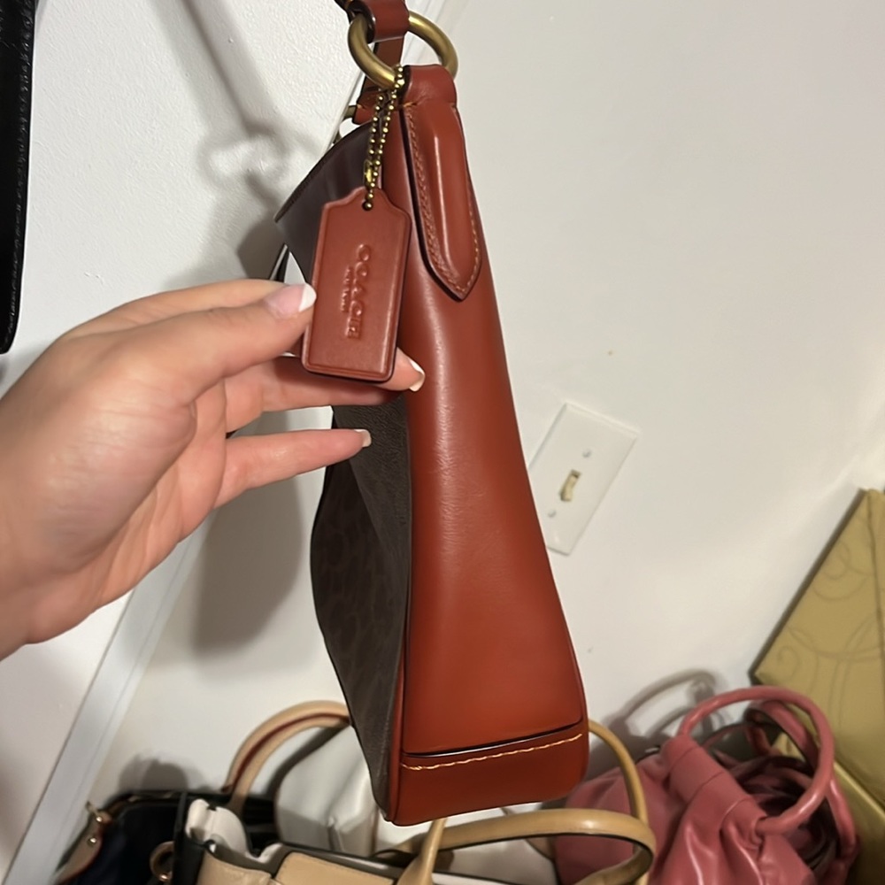 Coach Crossbody - Picture 6 of 7